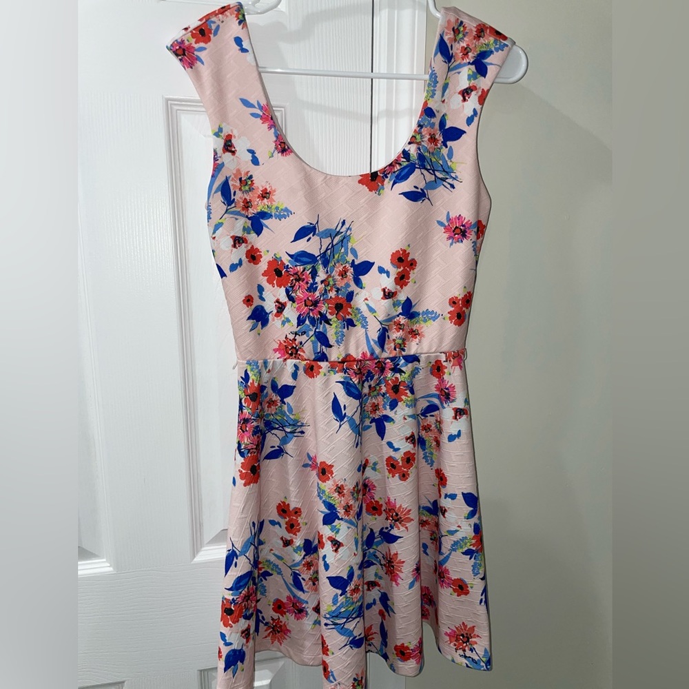 Women’s Mini Dress Size Medium